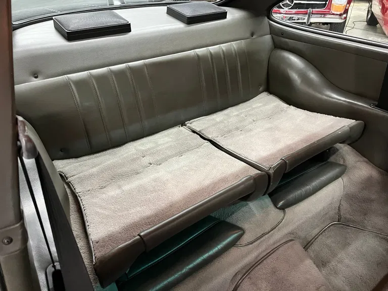 Porsche 911 Carrera 3.2 (US)