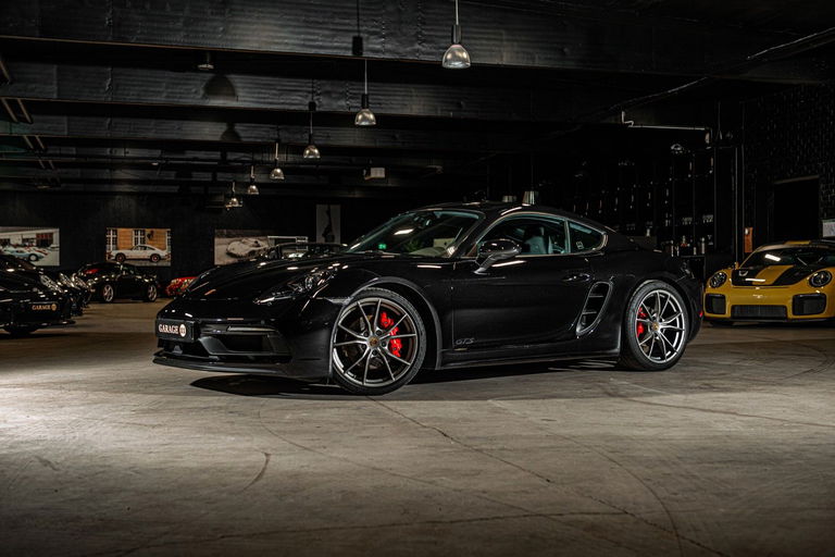 Porsche 718 Cayman GTS