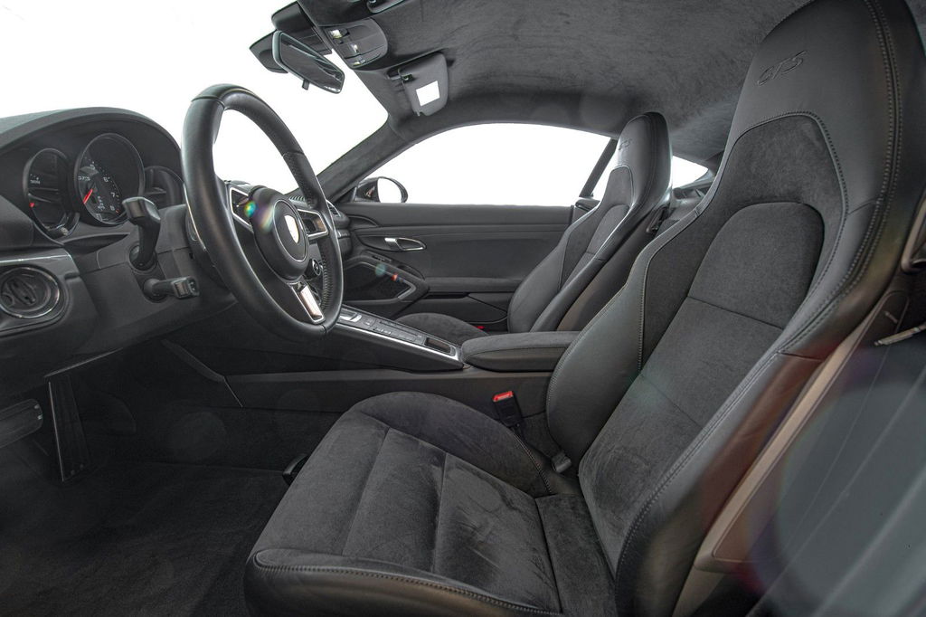 Porsche 718 Cayman GTS