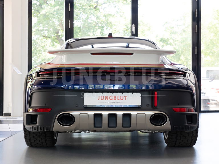 Porsche 911 Dakar