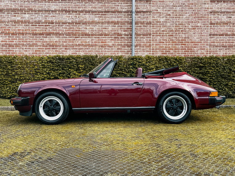 Porsche 911 Carrera 3.2