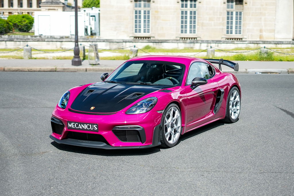 Porsche 718 Cayman GT4 RS