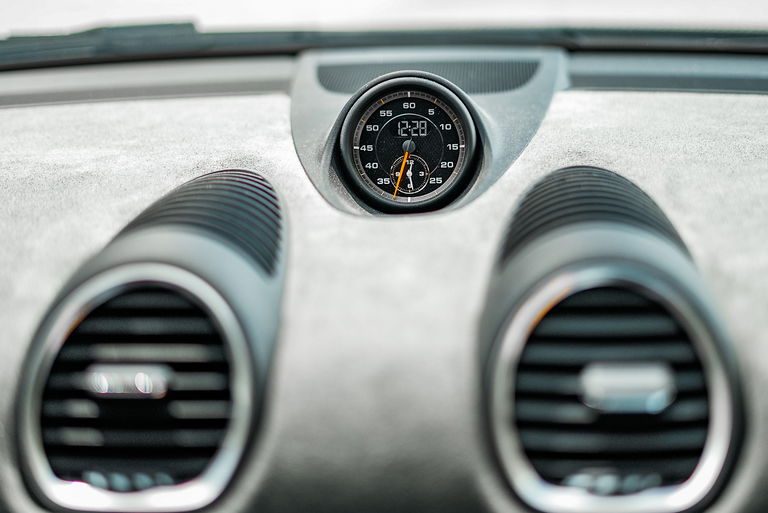 Porsche 718 Cayman GT4 RS