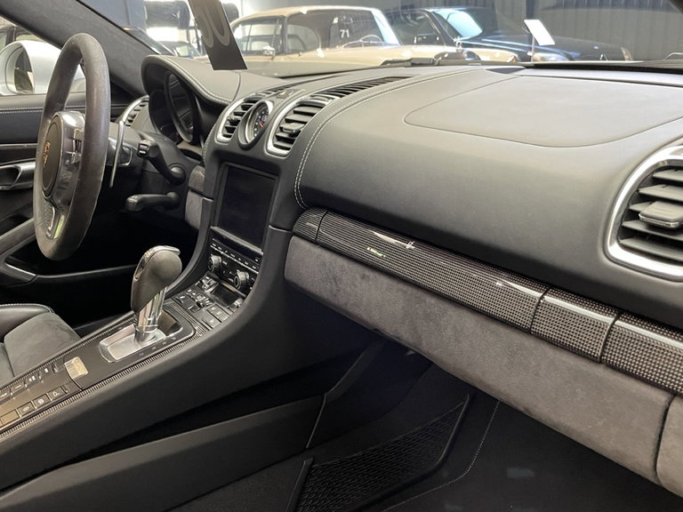 Porsche 981 Cayman GTS