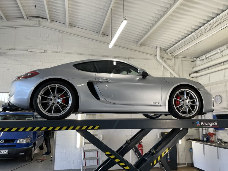 Porsche 981 Cayman GTS