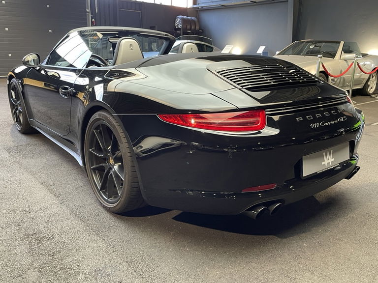 Porsche 991 Carrera GTS