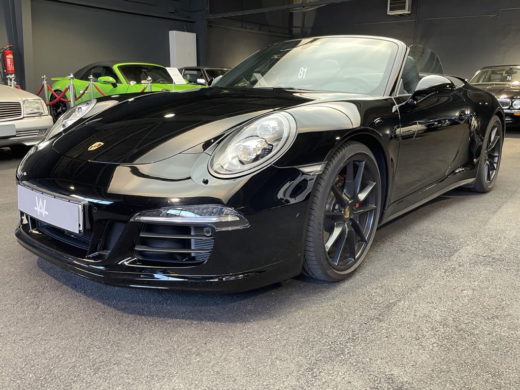 Porsche 991 Carrera GTS