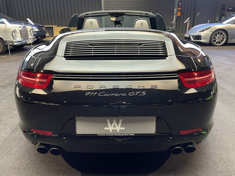 Porsche 991 Carrera GTS