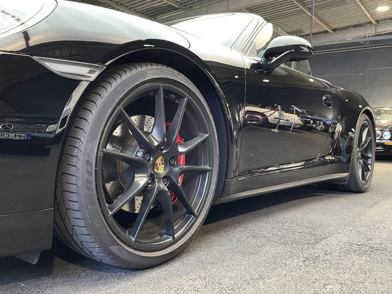 Porsche 991 Carrera GTS