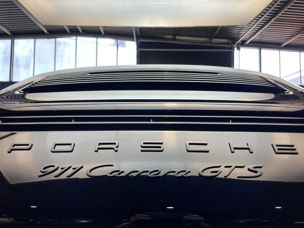 Porsche 991 Carrera GTS