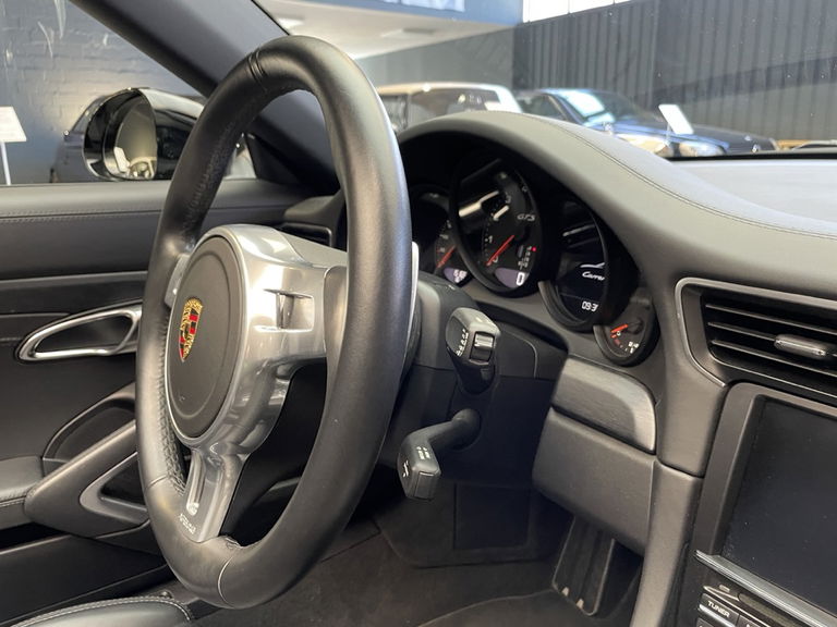 Porsche 991 Carrera GTS