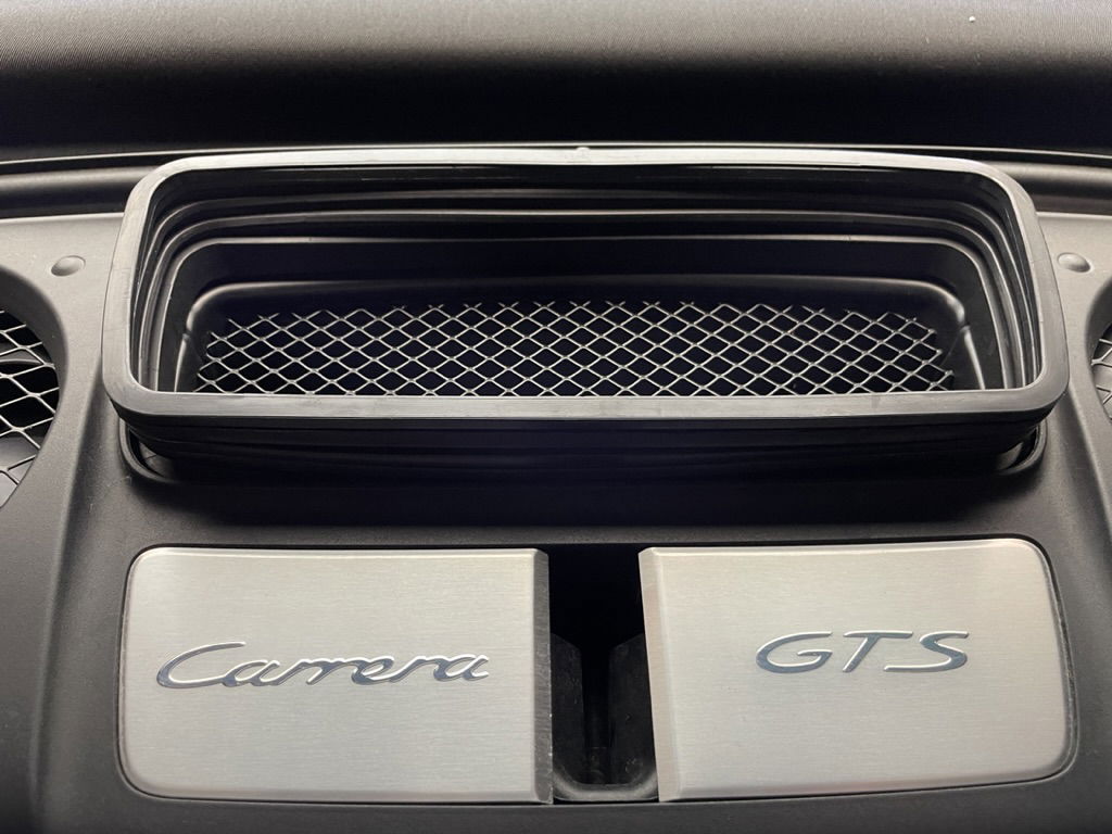Porsche 991 Carrera GTS