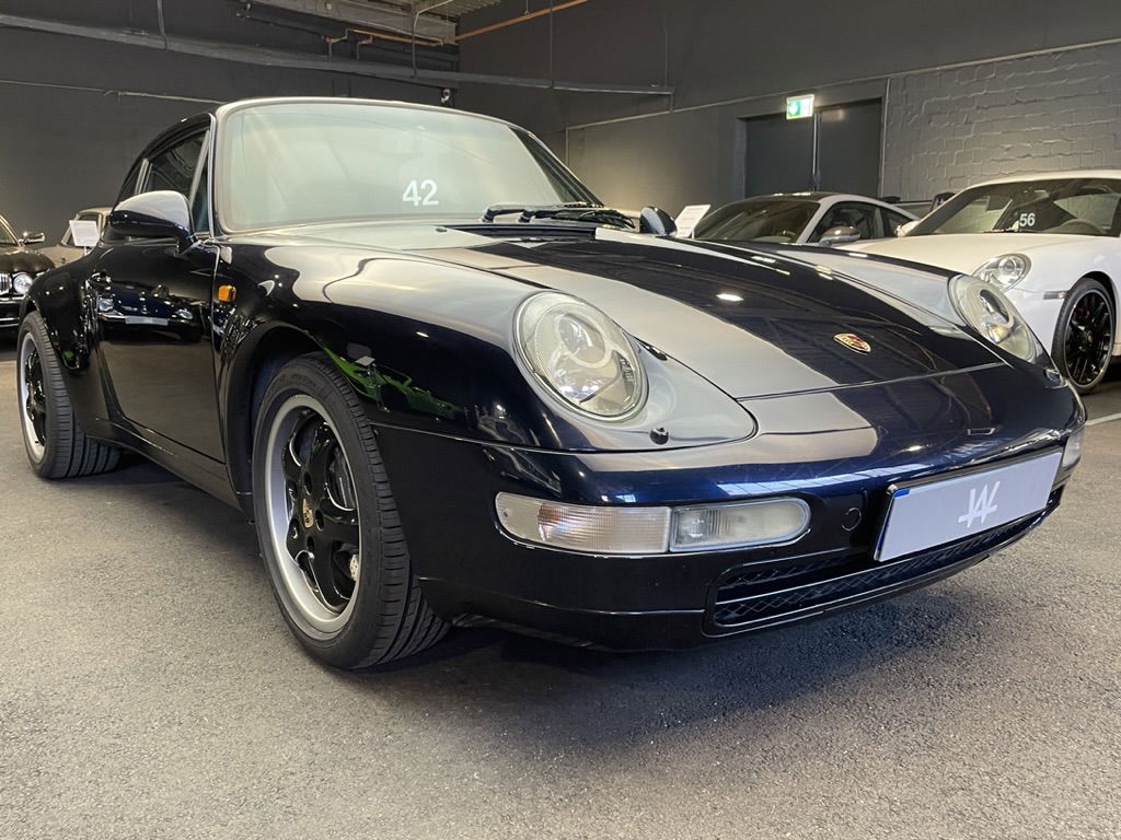 PORSCHE 993 CARRERA