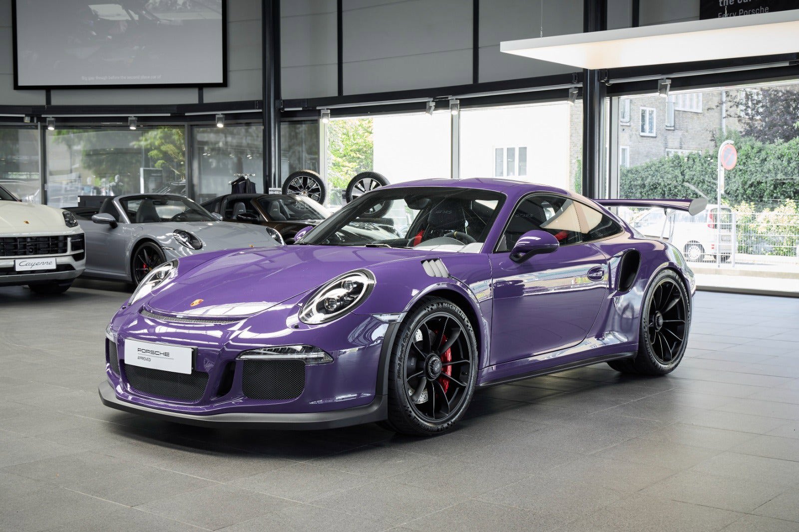 porsche-911-gt3-rs-40-coupe-