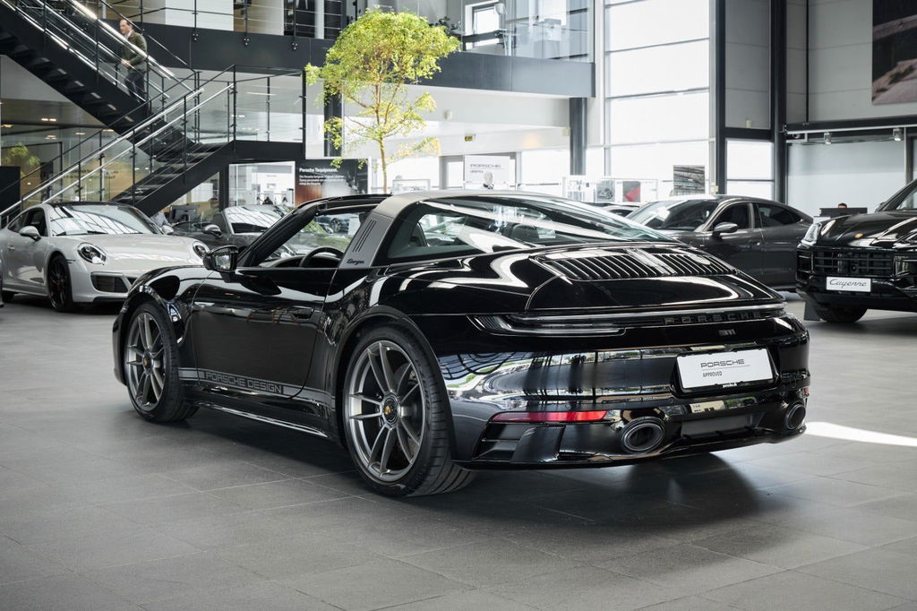 Porsche 992 Edition 50 Jahre Porsche Design