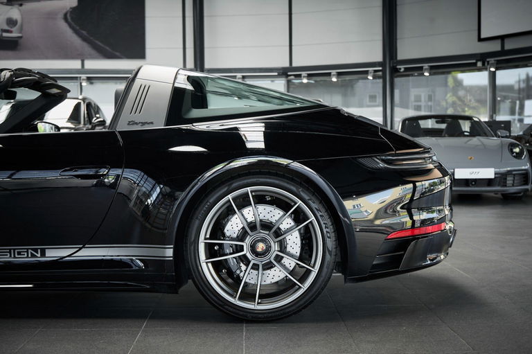 Porsche 992 Edition 50 Jahre Porsche Design