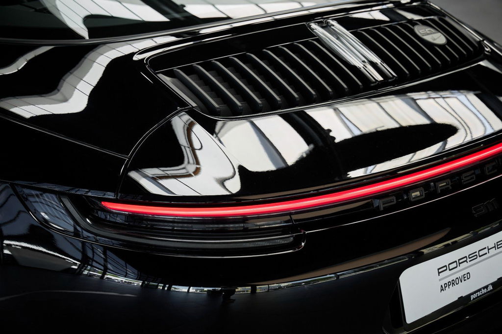 Porsche 992 Edition 50 Jahre Porsche Design