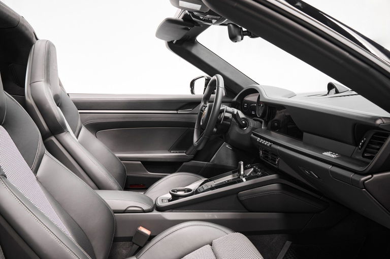 Porsche 992 Edition 50 Jahre Porsche Design