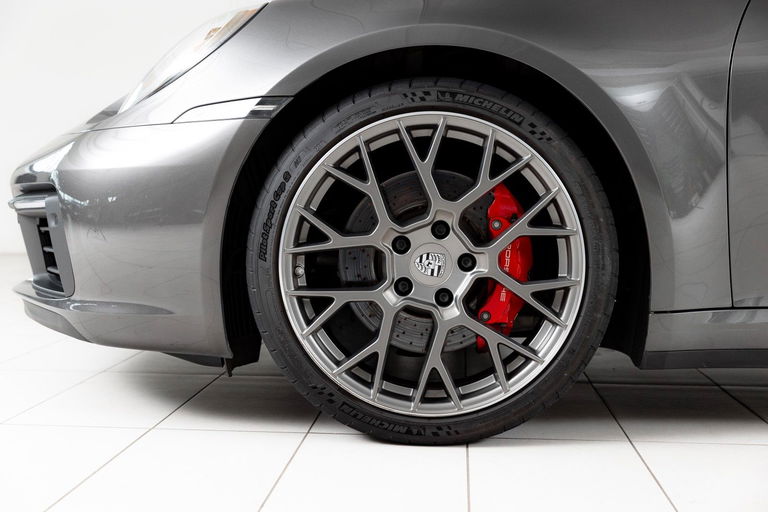 Porsche 992 Carrera S