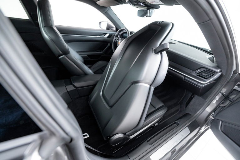 Porsche 992 Carrera S