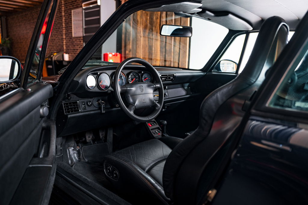 Porsche 993 Carrera