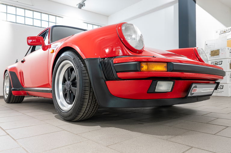 Porsche 911 Turbo 3.3