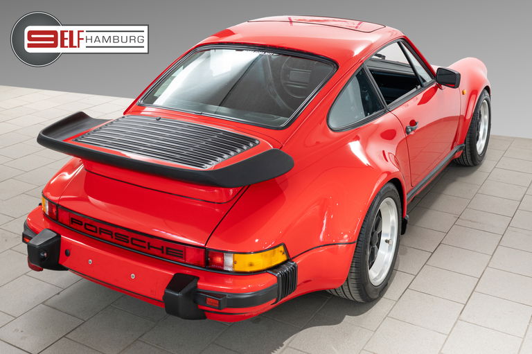 Porsche 911 Turbo 3.3