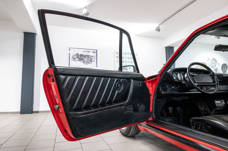 Porsche 911 Turbo 3.3