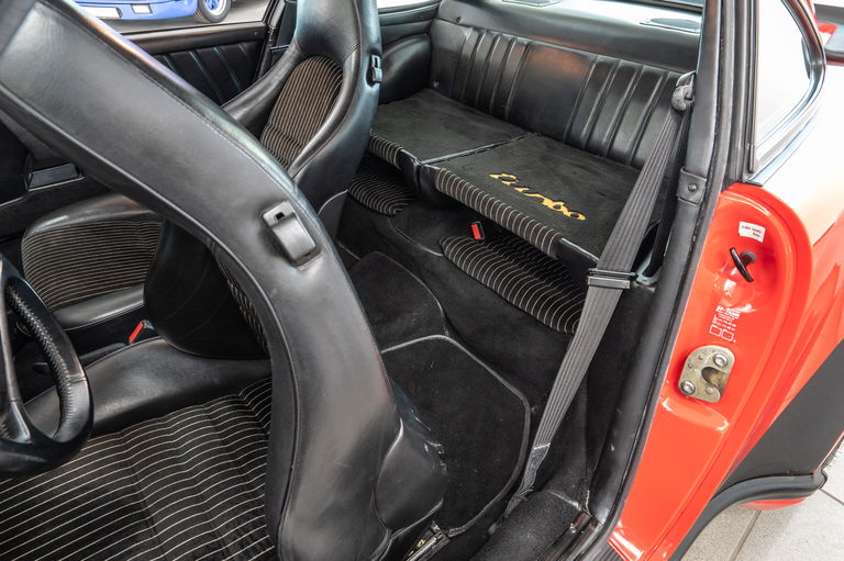 Porsche 911 Turbo 3.3