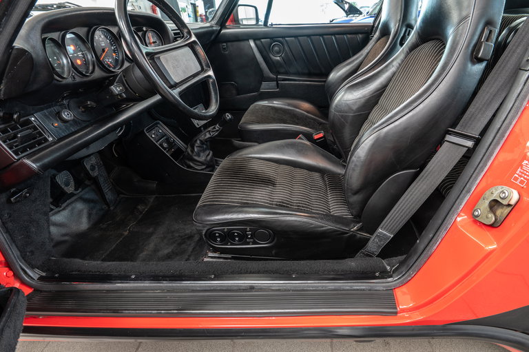 Porsche 911 Turbo 3.3