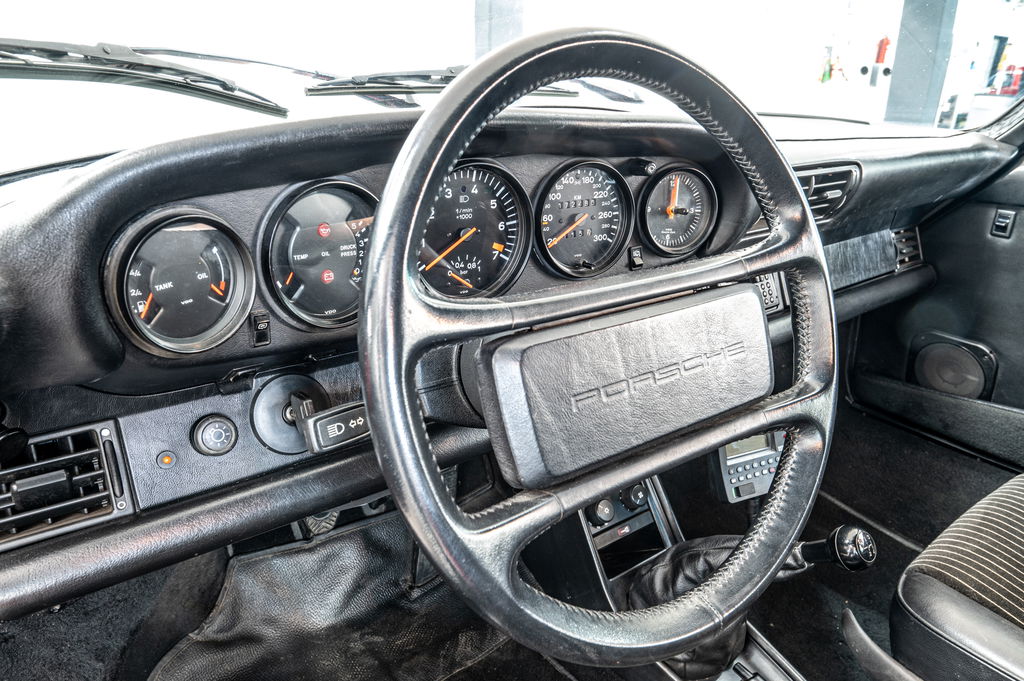 Porsche 911 Turbo 3.3