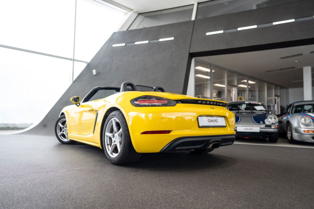 Porsche 718 Boxster