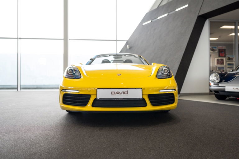 Porsche 718 Boxster