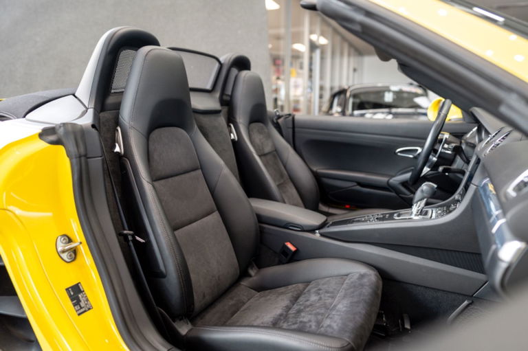 Porsche 718 Boxster