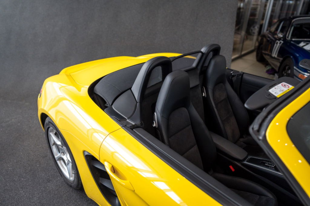 Porsche 718 Boxster
