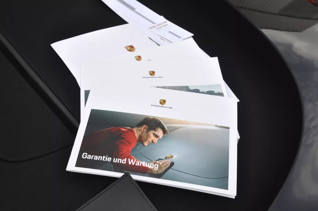 Porsche 992 Carrera S