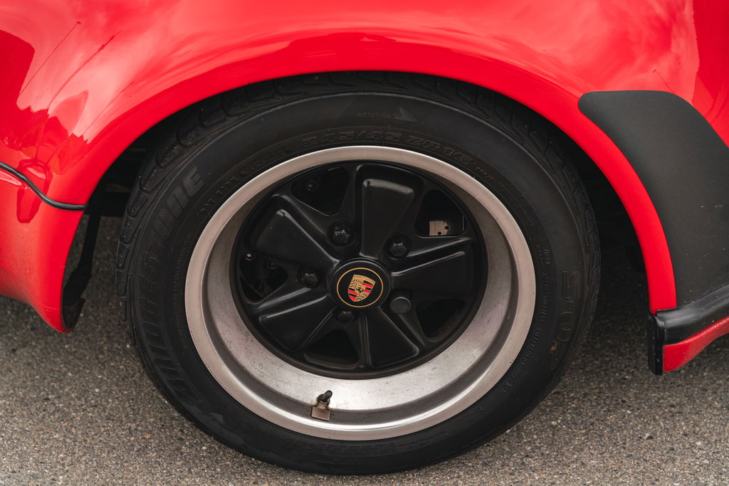 Porsche 911 Carrera 3.2 Speedster