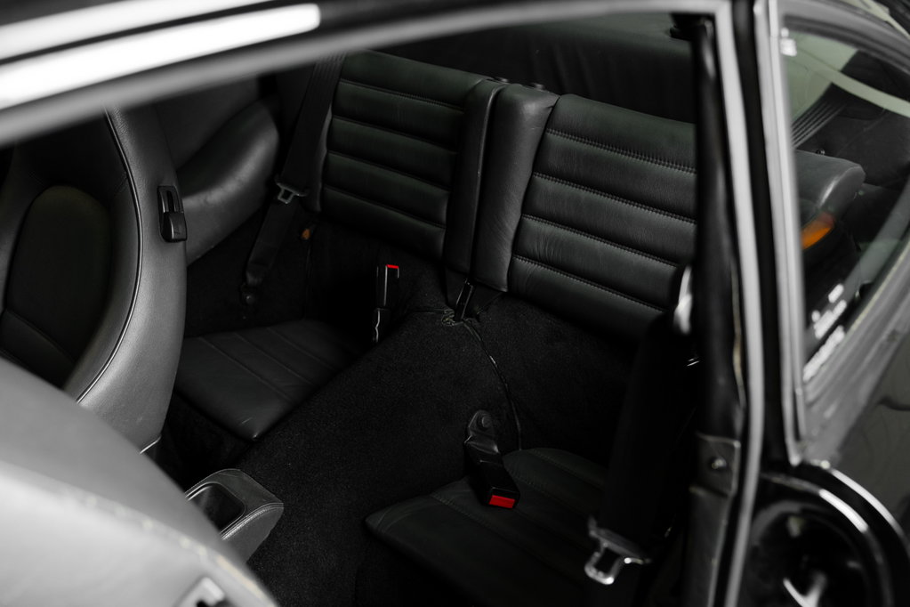 Porsche 964 Carrera 4