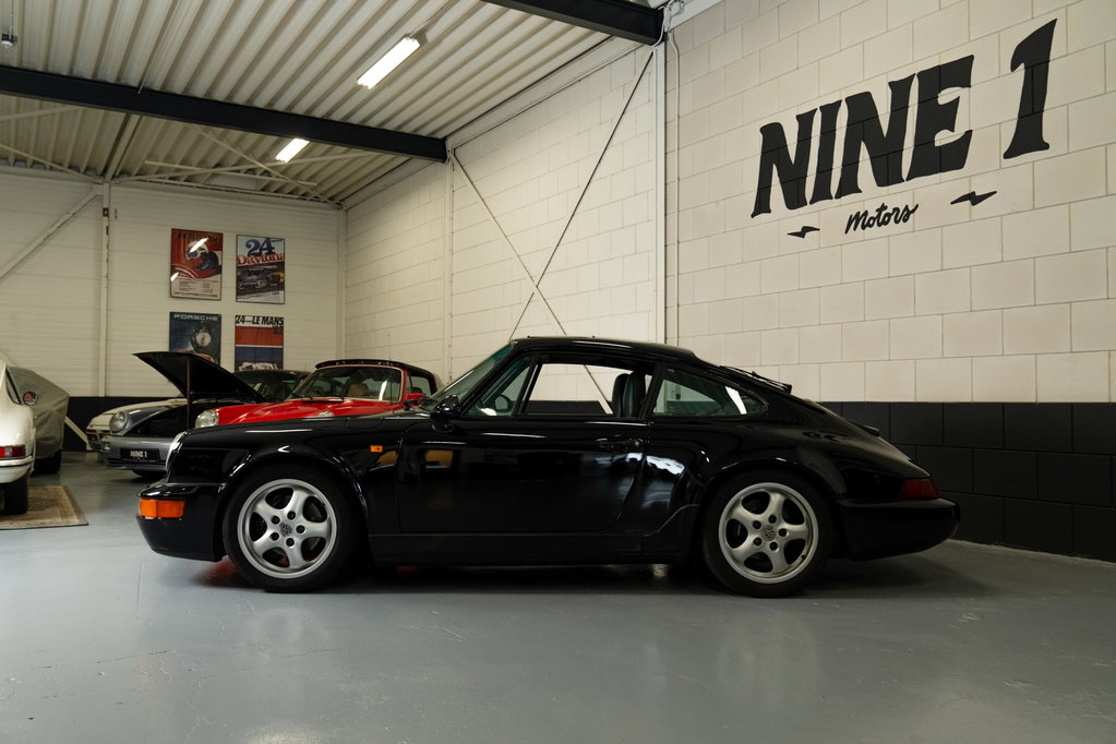 Porsche 964 Carrera 4