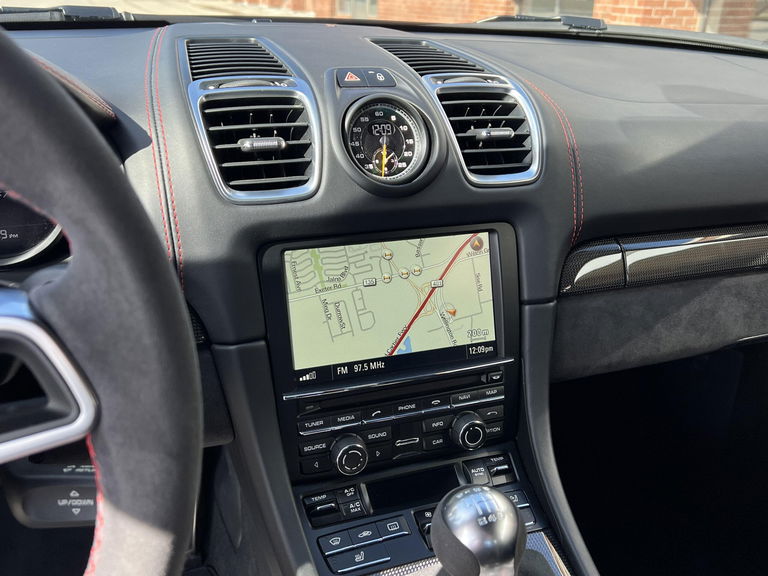 Porsche 981 Cayman GT4