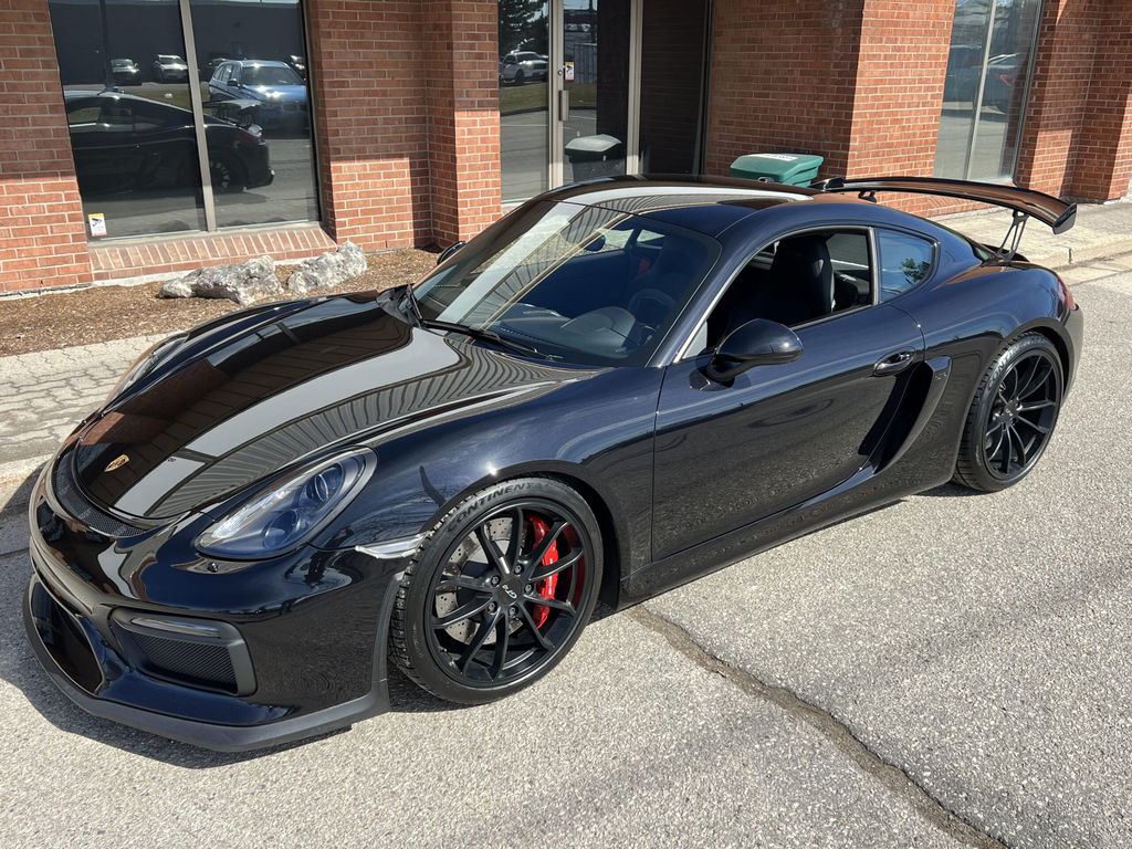 Porsche 981 Cayman GT4