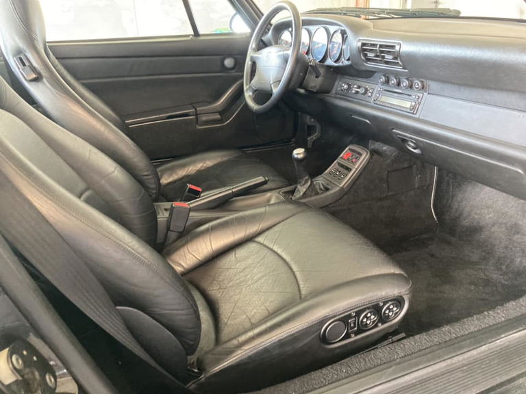 Porsche 993 Carrera 4S