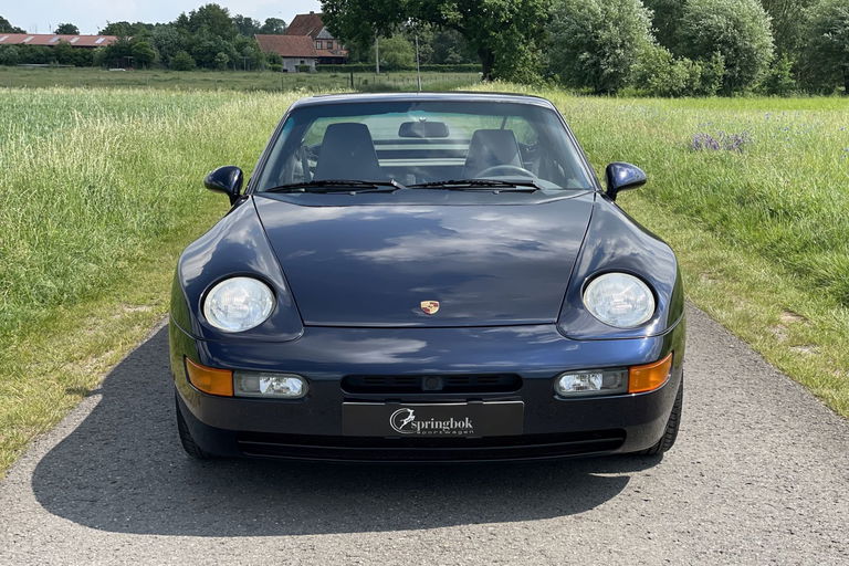 Porsche 968