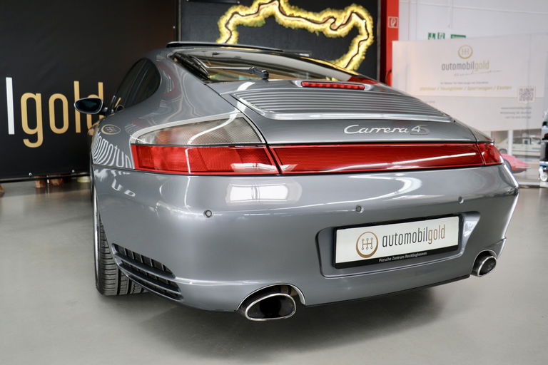 Porsche 996 Carrera 4S
