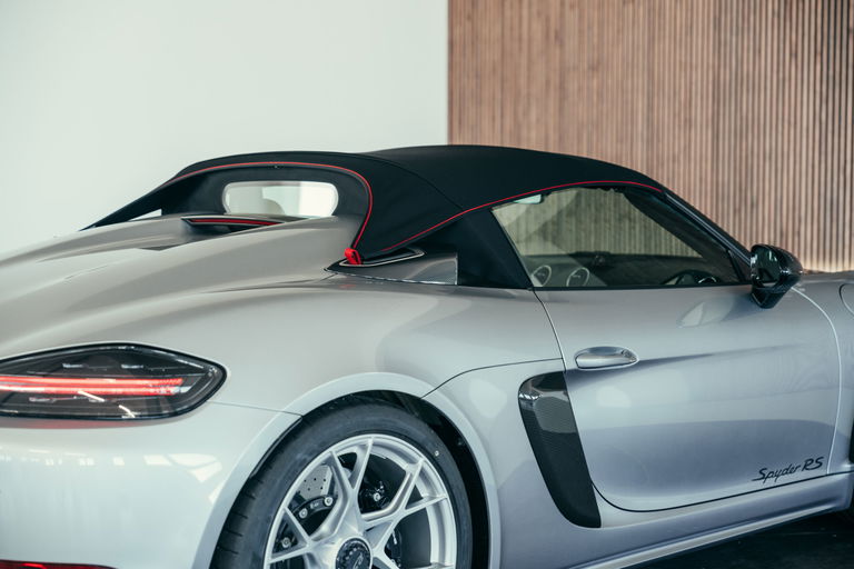 Porsche 718 Spyder RS