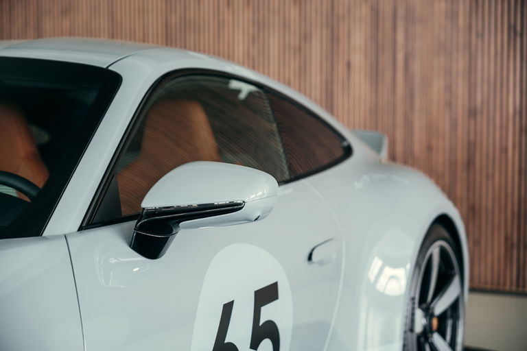 Porsche 992 Sport Classic