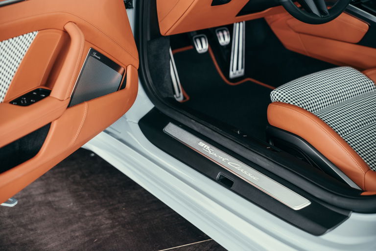 Porsche 992 Sport Classic