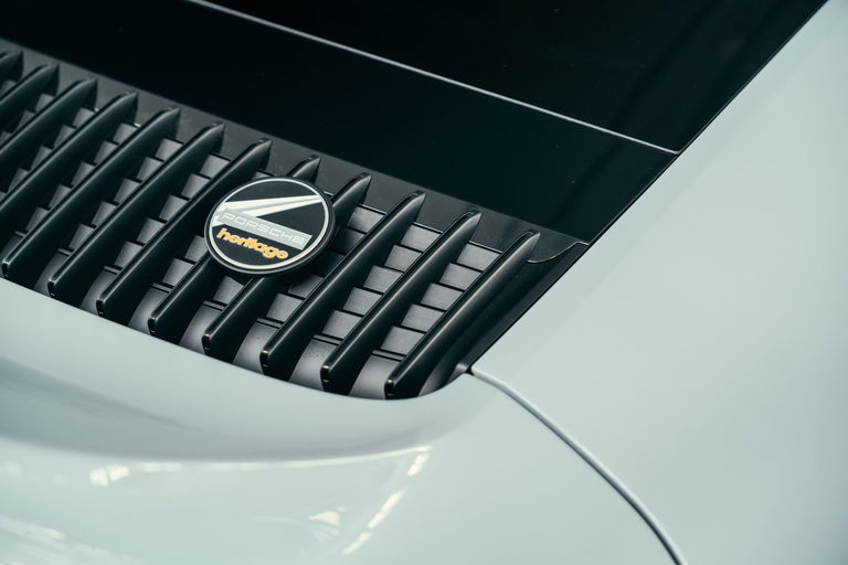 Porsche 992 Sport Classic