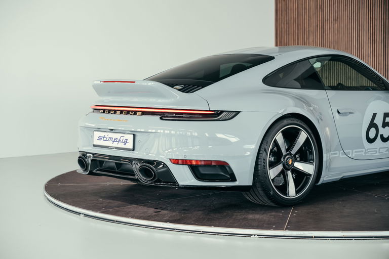 Porsche 992 Sport Classic