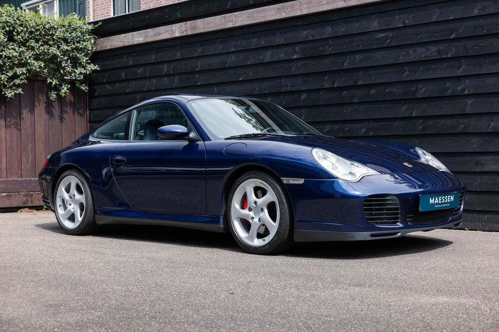 Porsche 996 Carrera 4S